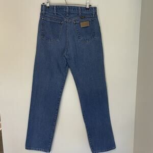 Wrangler Jeans Mens 33x34 Cowboy Cut Original Fit Med Wash Blue Denim 13MWZ READ